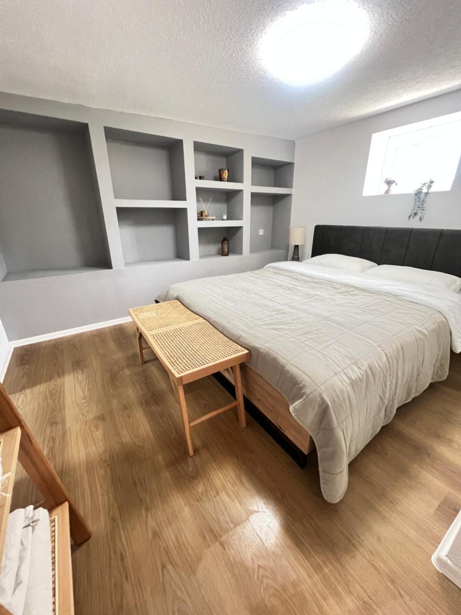 Ellas Lakeside Apartment Plav
